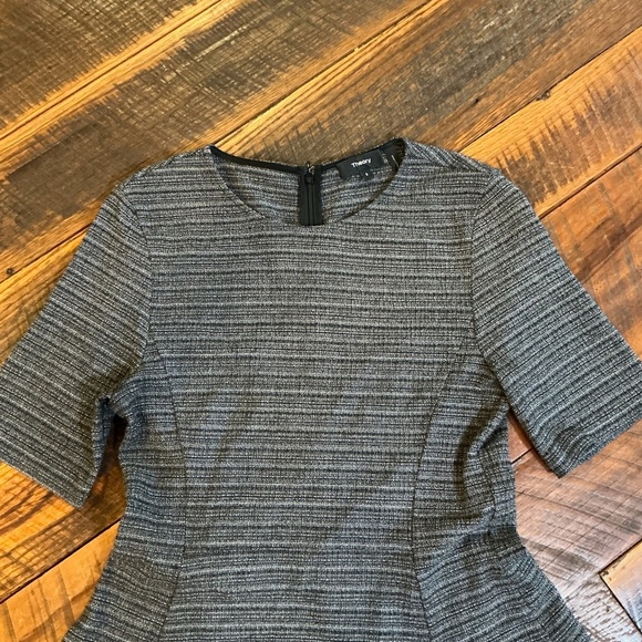 Theory Albita Knit Fit & Flare Short Sleeve Dress Gray Size 8 Career Cocktail - Picture 7 of 9